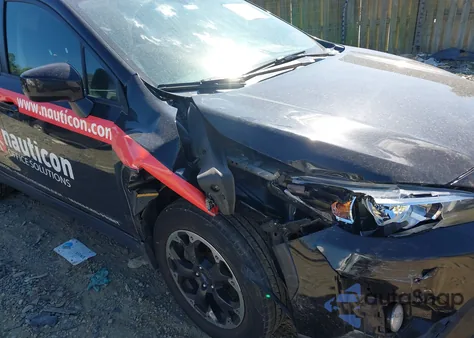 2021 Subaru Crosstrek Premium z USA, uszkodzony, nr VIN JF2GTAPC9M8654662